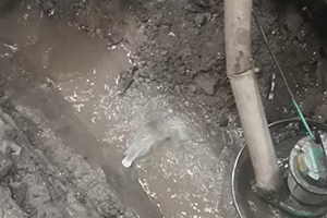 洛阳地下室伸缩缝堵漏视频